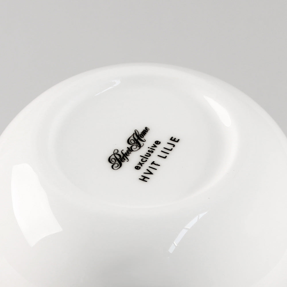 Hvit Lilje vase 2 stk