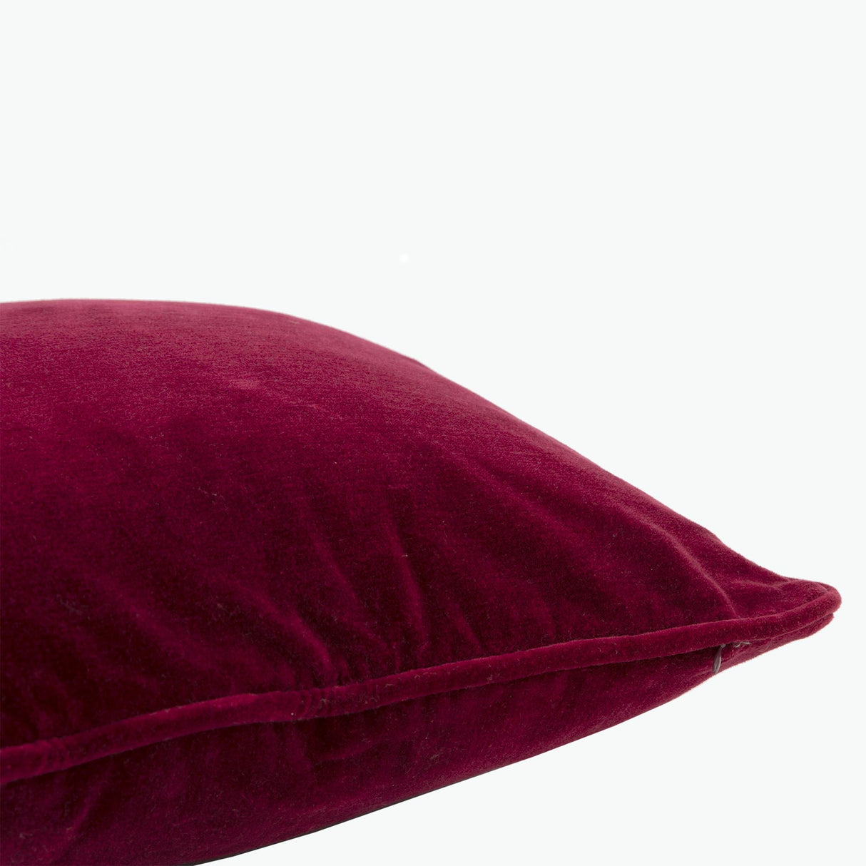 Burgundy Velvet pute 45x45 cm