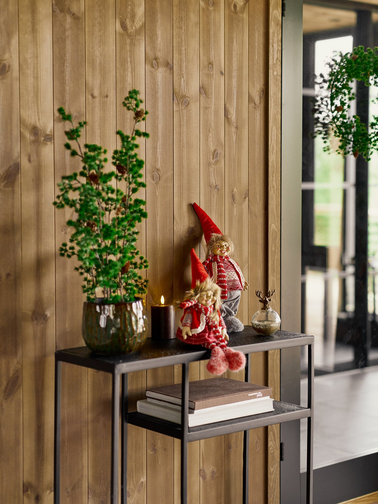 Santa nissegutt stående 42 cm