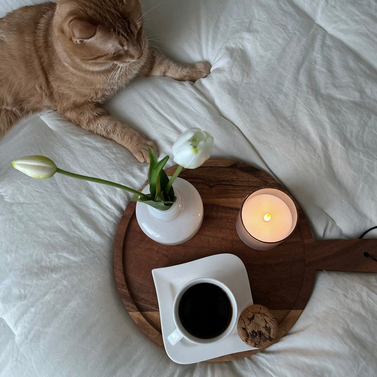 Vintage rund serveringsfjøl 30x40 cm