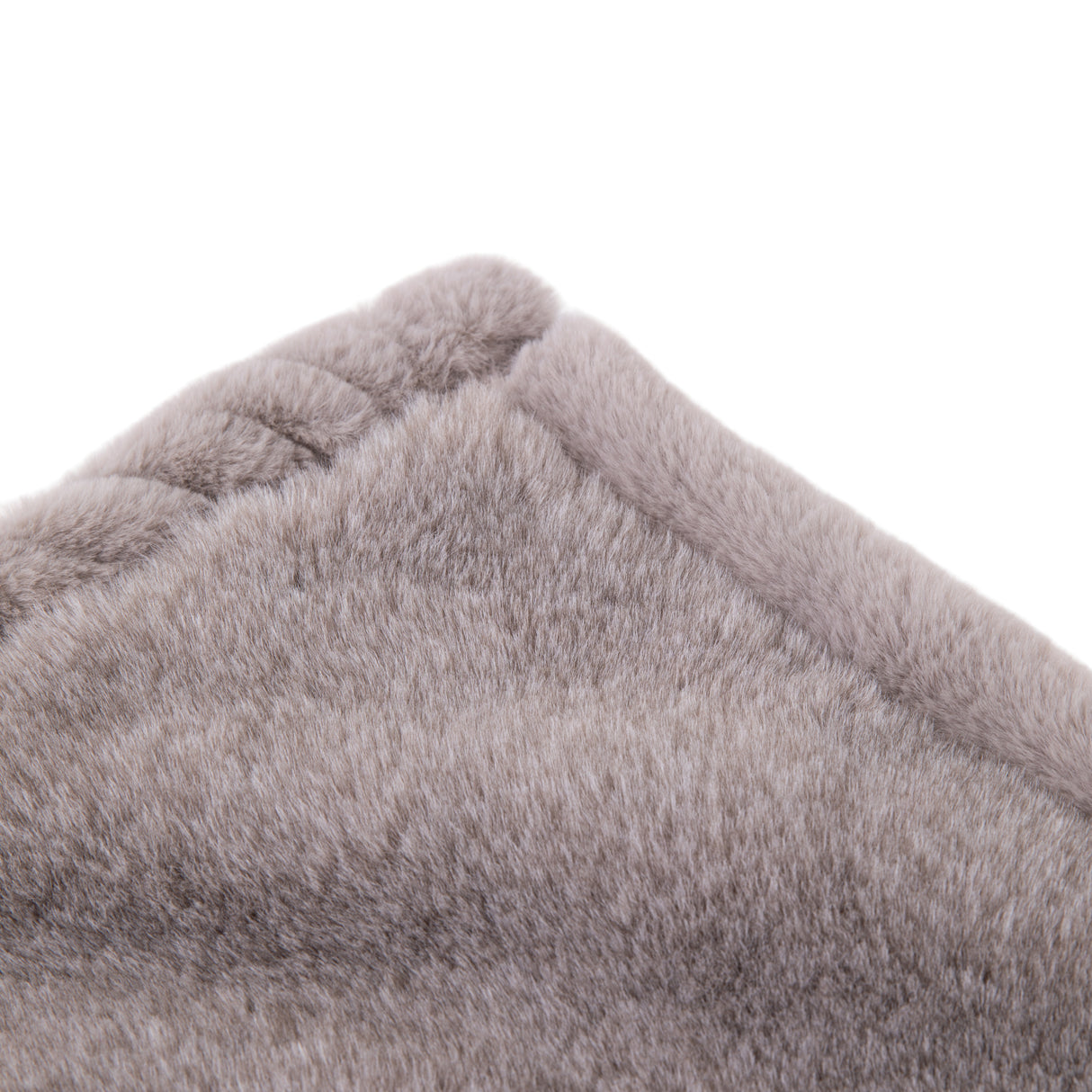 Luxe Fur pledd