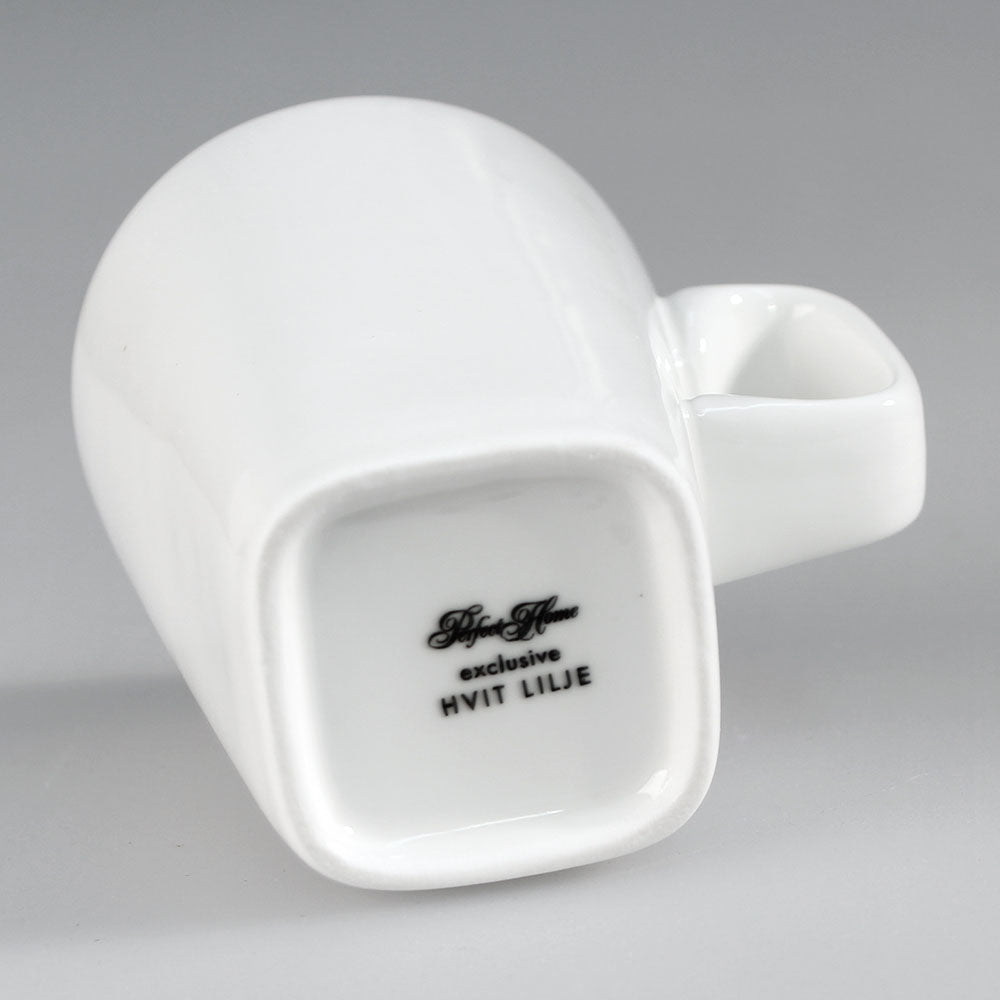 Hvit Lilje krus 4 stk