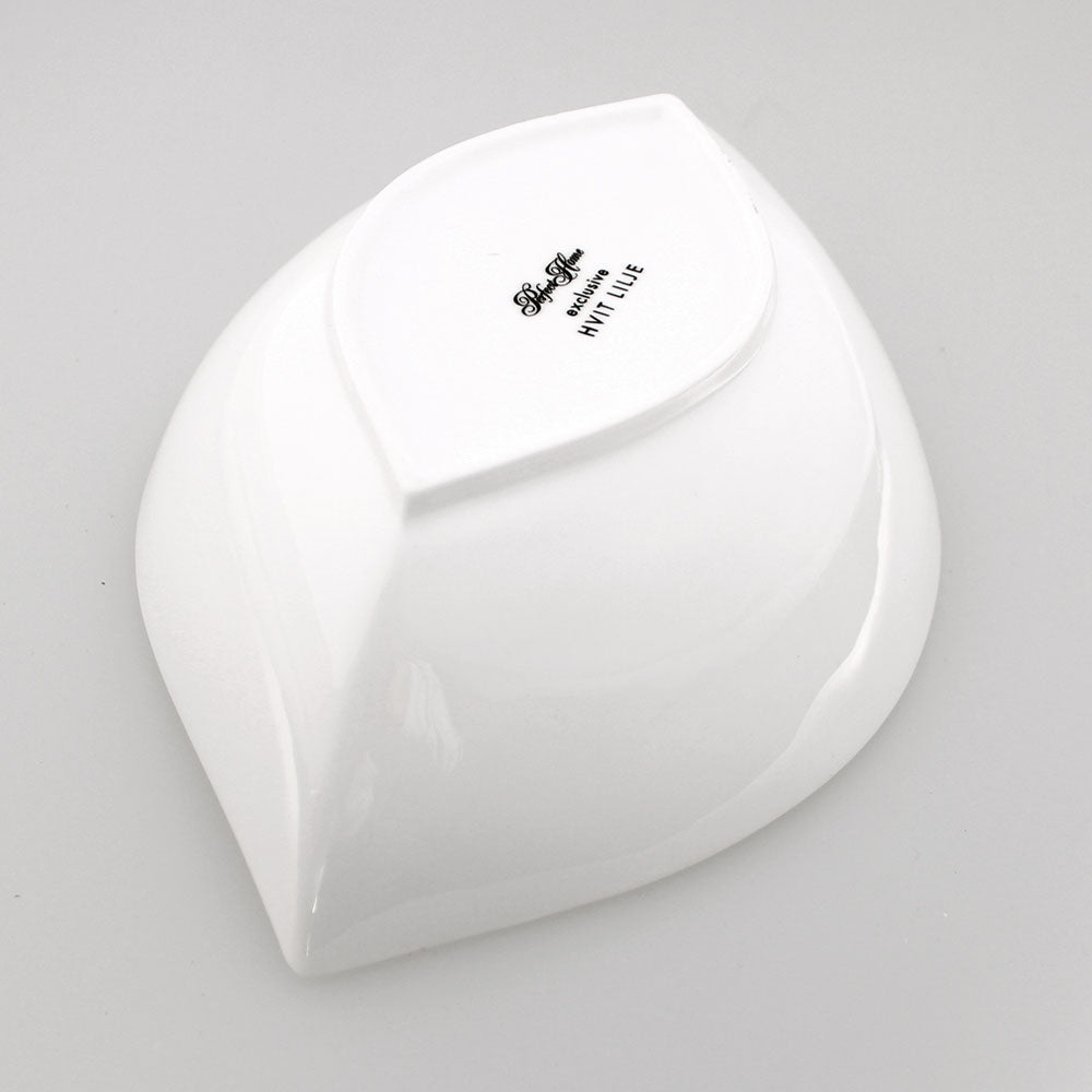 Hvit Lilje oval frokostskål 4 stk