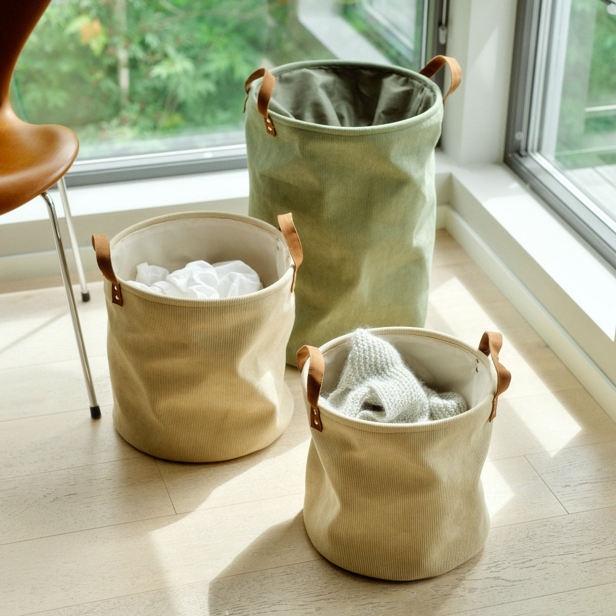 Pana Green laundry basket