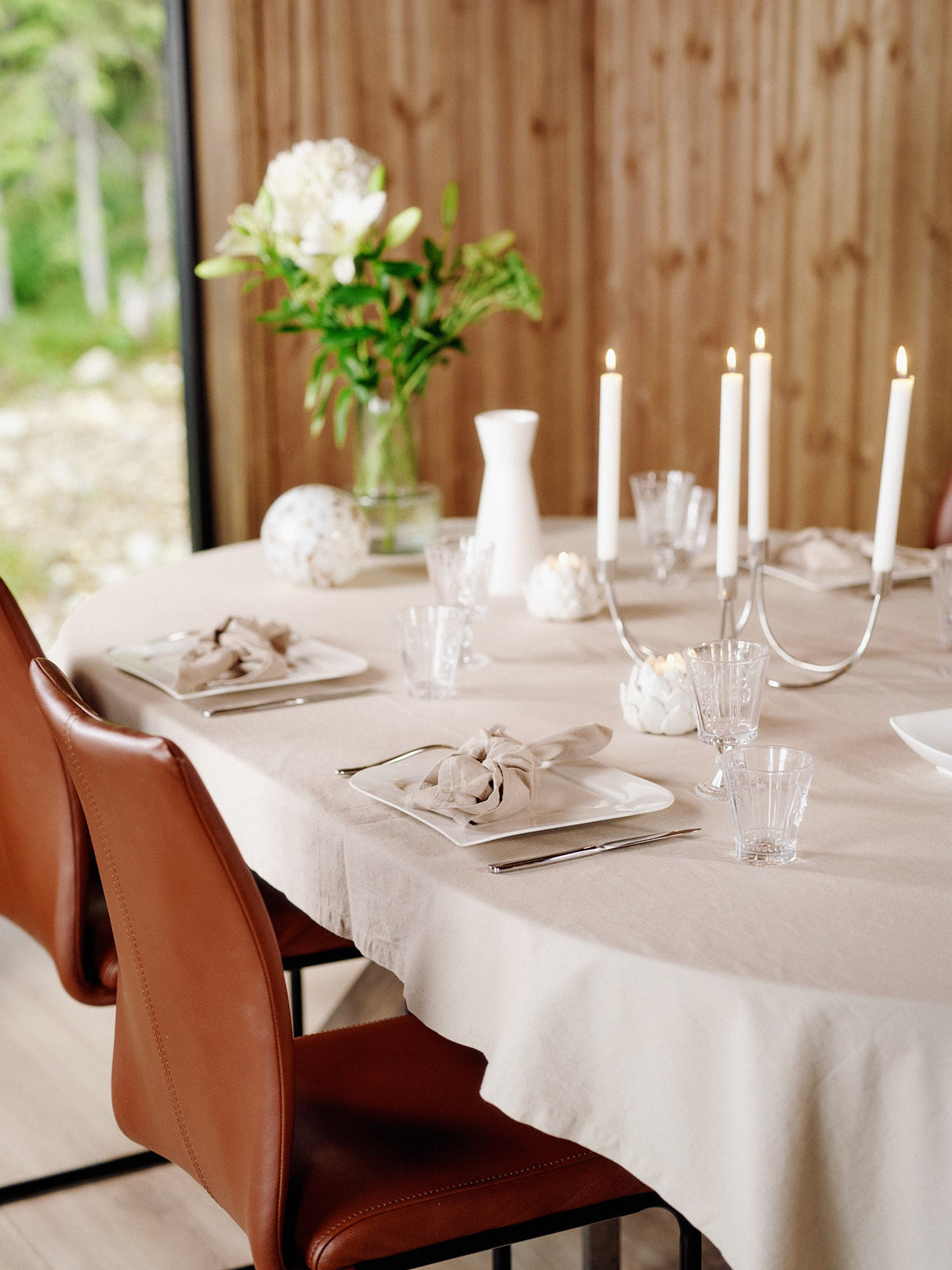 Hvit Lilje NY middagstallerken 27x27 cm 4 stk