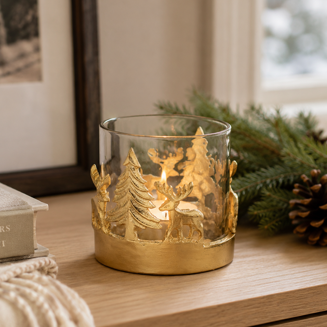 Golden Reindeer telysholder