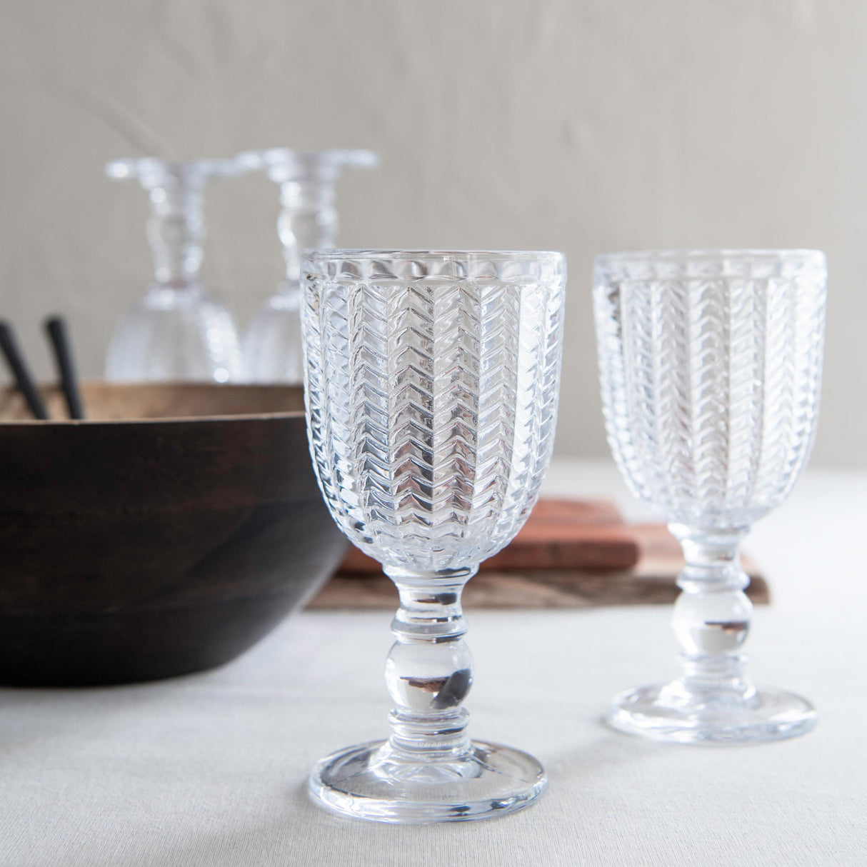 Carla wine glasses 2-pack clear