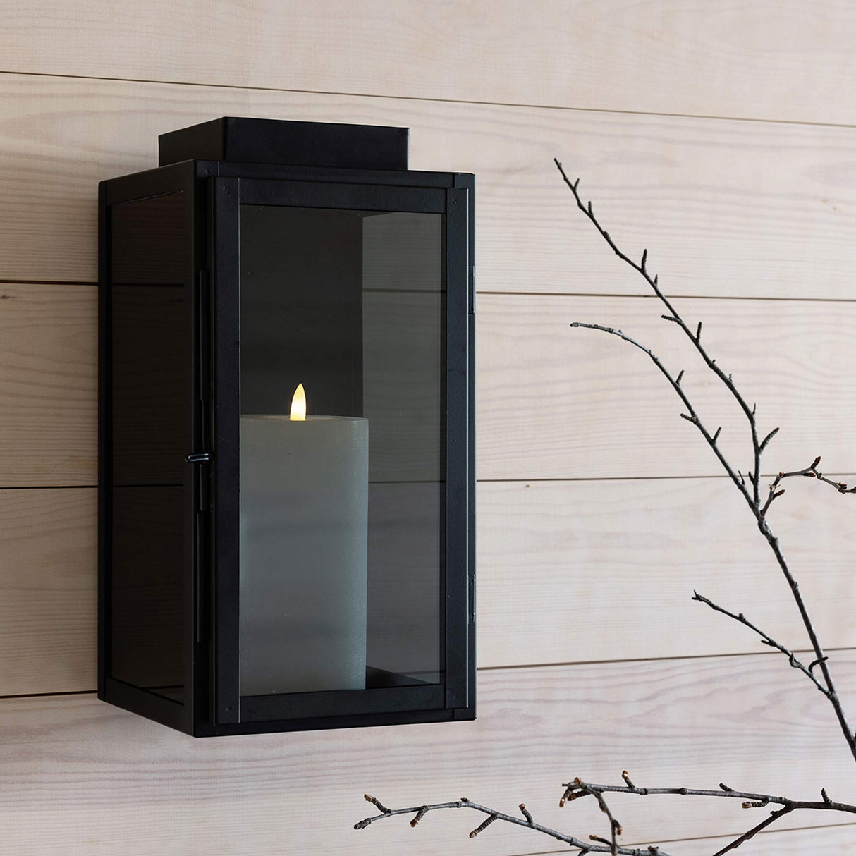 Tokyo vegglykt med farget glass