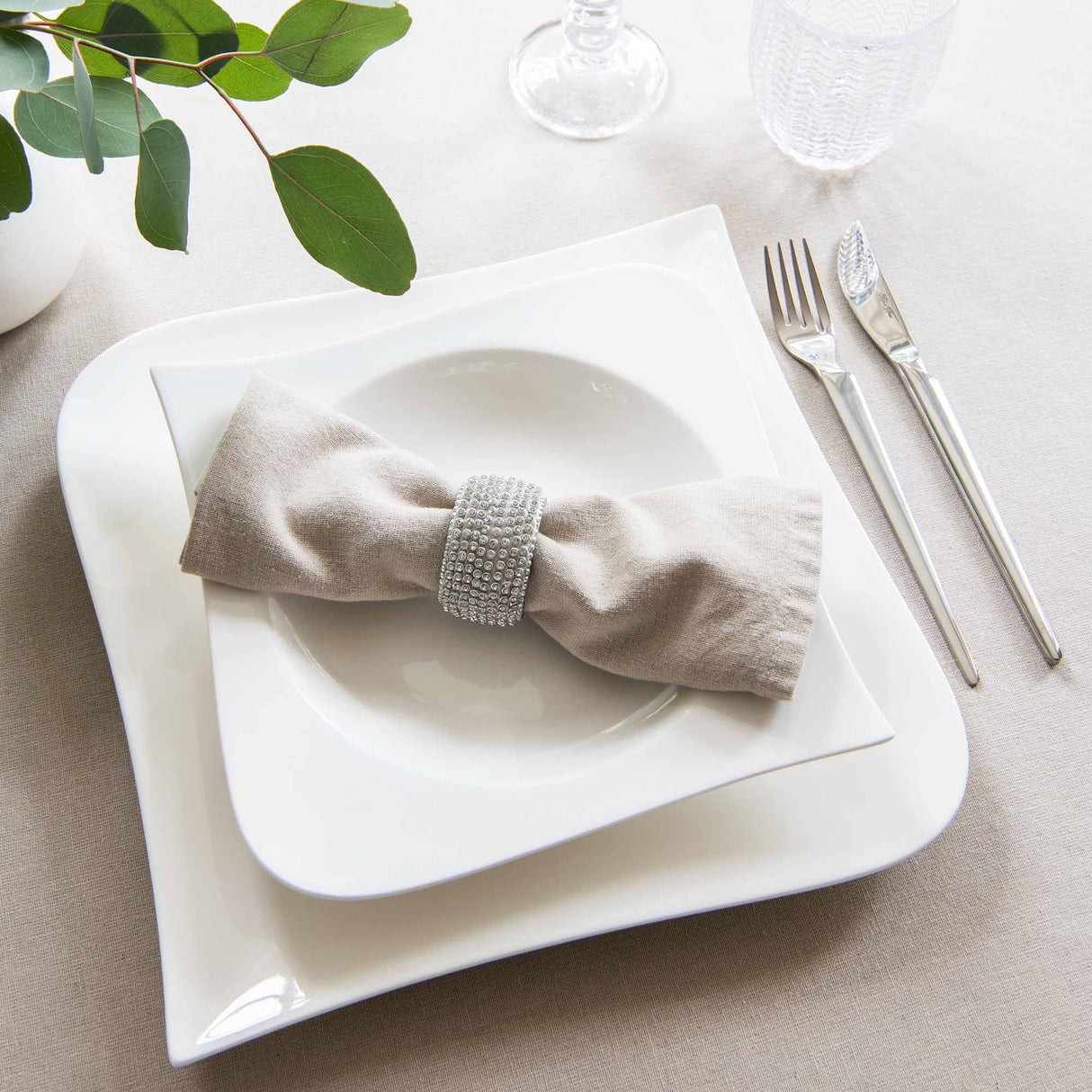 White Lily dinner plate 4-pack