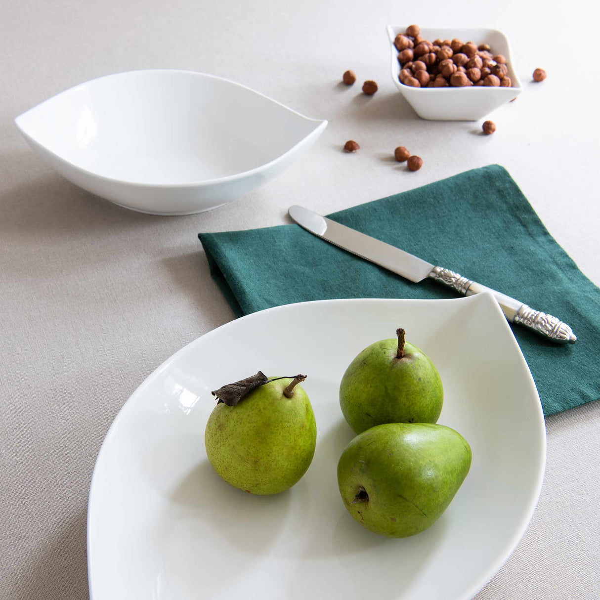 Hvit Lilje oval frokostskål 4 stk