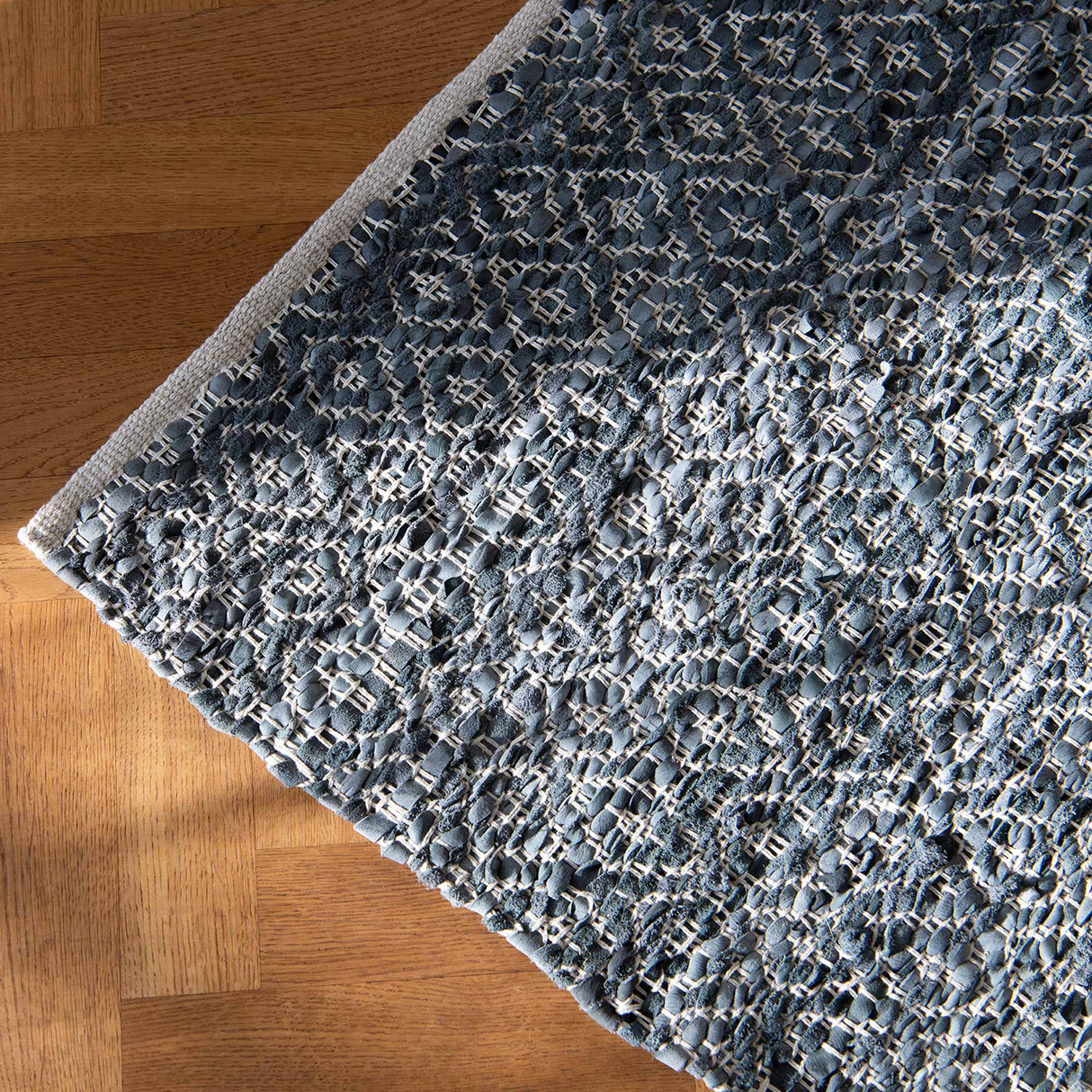 Indira matte grå 60x90 cm